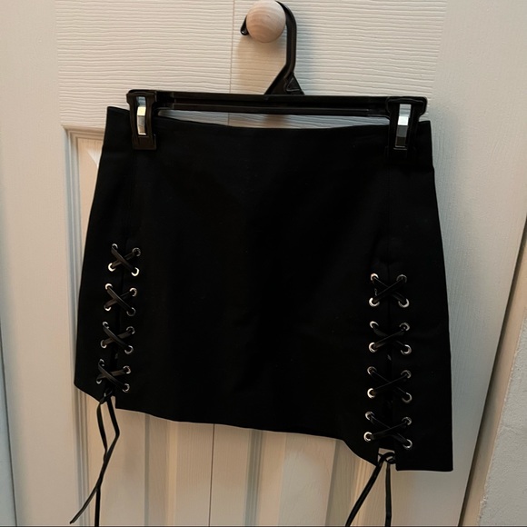 COPY - Helmut Lang lace up mini skirt size 0 - Picture 3 of 8